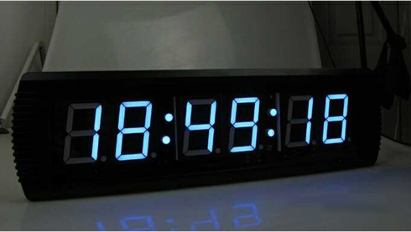 正確進(jìn)行會(huì)議計(jì)時(shí)器遙控器使用，避免操作失誤產(chǎn)生!